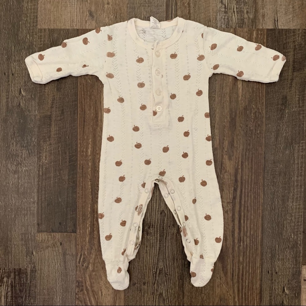 Kate Quinn Apple Pointelle Footie